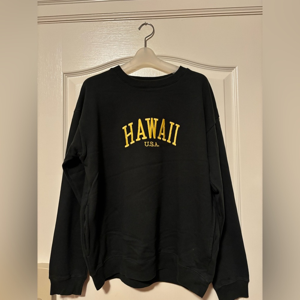 Hawaii USA Dark Green Sweater